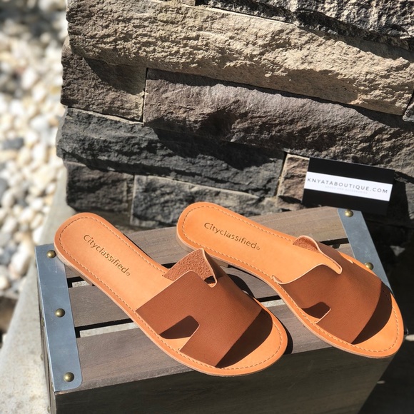 Trendy Vegan Leather Slide On Sandals - Picture 5 of 6